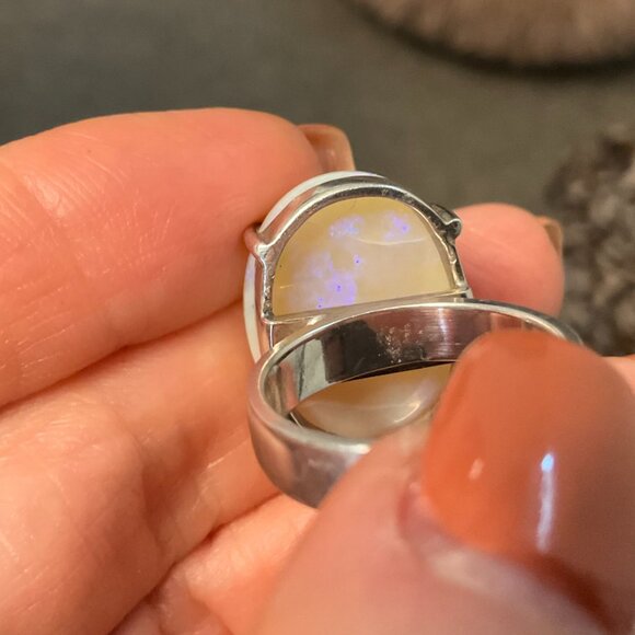GIANT Opal and 925 sterling silver statement ring white with blue sparkles 6.25 - Picture 13 of 14